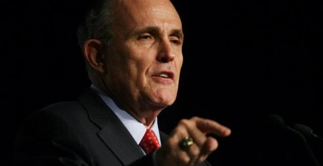 Τζουλιάνι: Ο Τραμπ πλήρωσε τα 130.000 δολάρια στον δικηγόρο του για τη σιωπή της Στόρμι Ντάνιελς